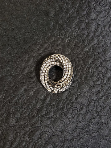 Oval Ring Rhinestone Pin