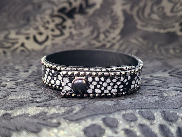 Dot pattern With Rhinestone Bracelet