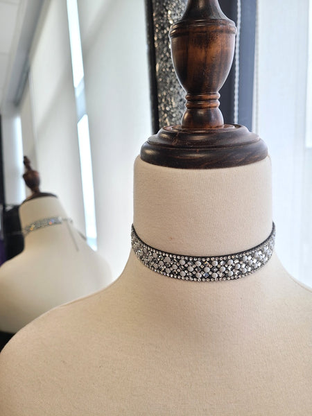 Fancy Pearl & Bling Bling Rhinestone Choker