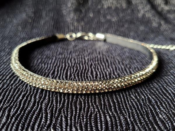 Sparkling  Simple Choker